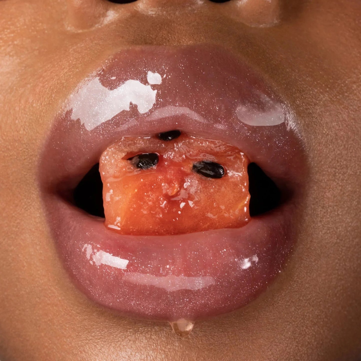 2 Pieces offer _ Gisou Honey Infused Lip Oil